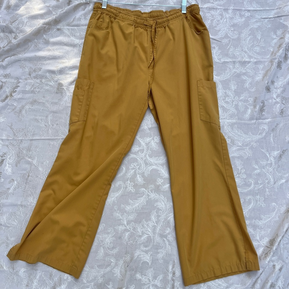 Men's Tan Cargo Pants